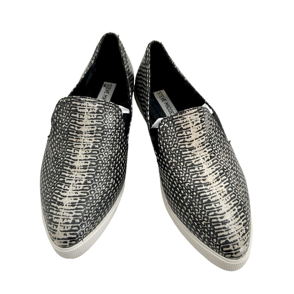 Steve Madden Black & White Snakeskin Print Vicktori Pointed Slip On Sneakers, 8